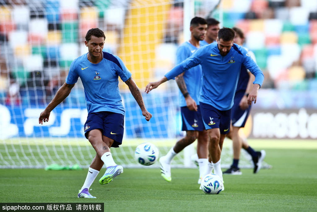 热刺双星转会风云：赫罗纳迎来新核心，比利亚雷亚尔再添锋线奇兵